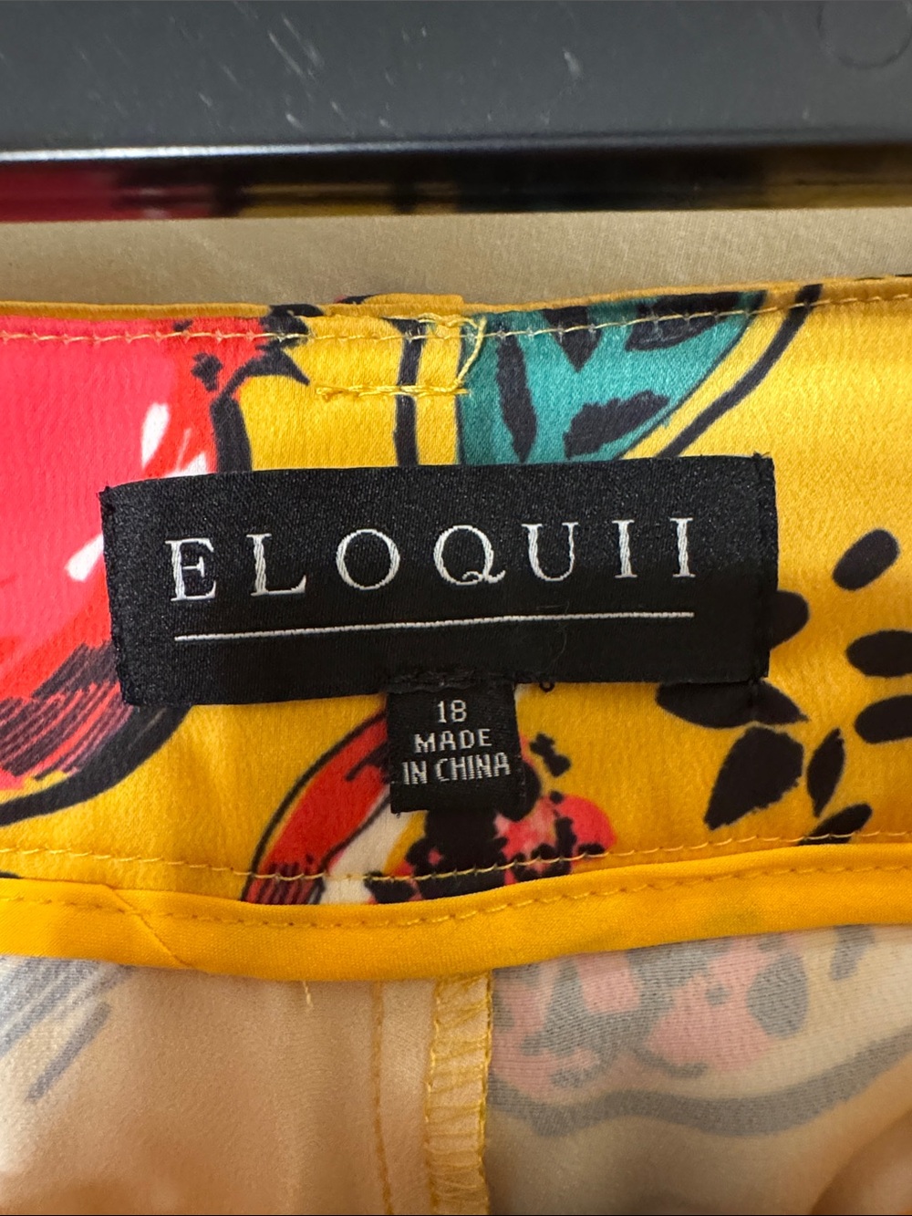 Eloquii Pomegranate-Print Wide Leg Pants - Picture 2 of 3